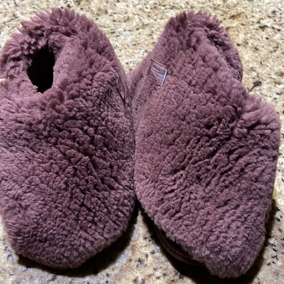 UGG Bailey Button Triplet - Picture 10 of 10